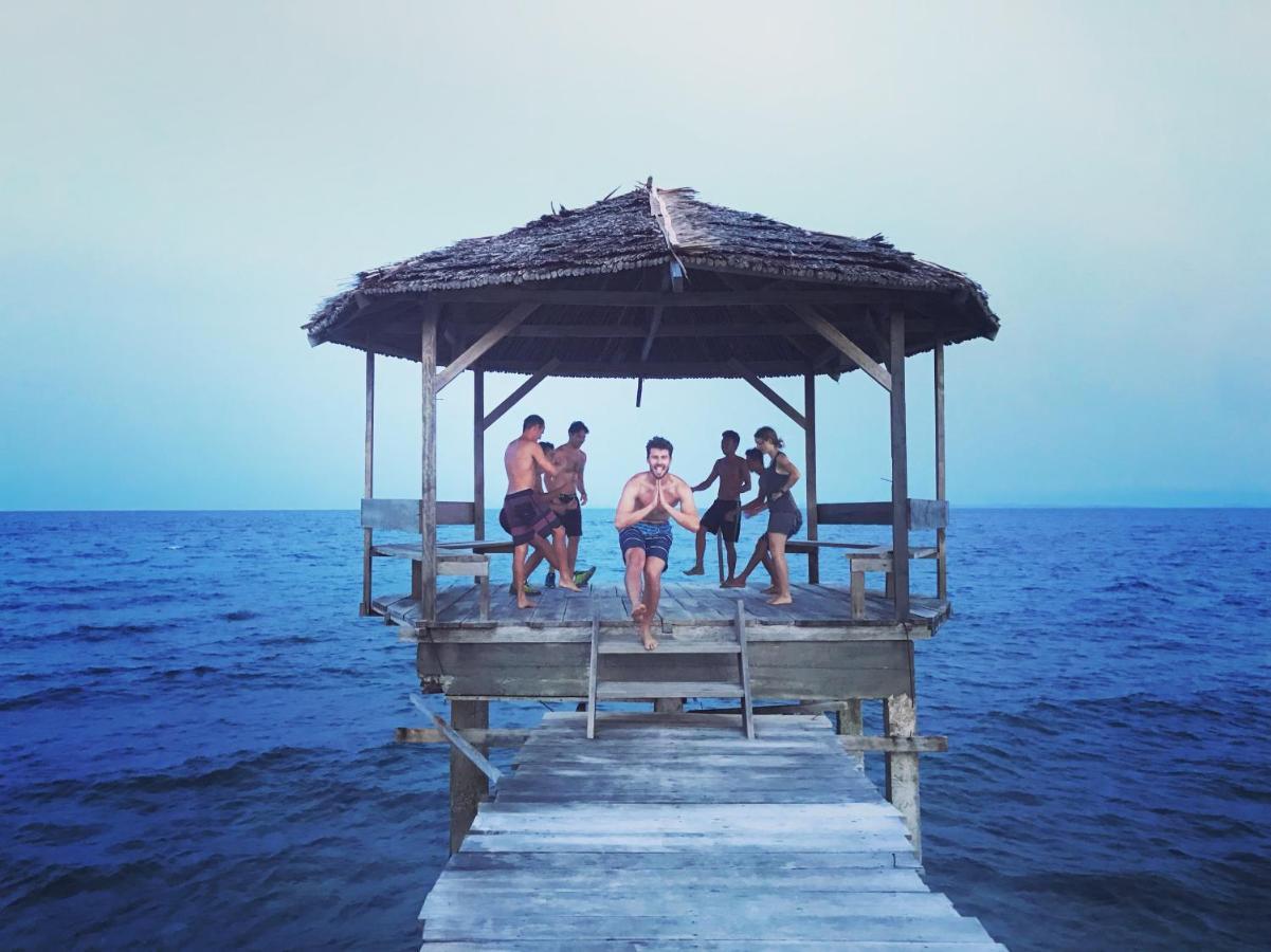 Sanctum Una Una Eco Dive Resort Pulau Unauna Eksteriør billede