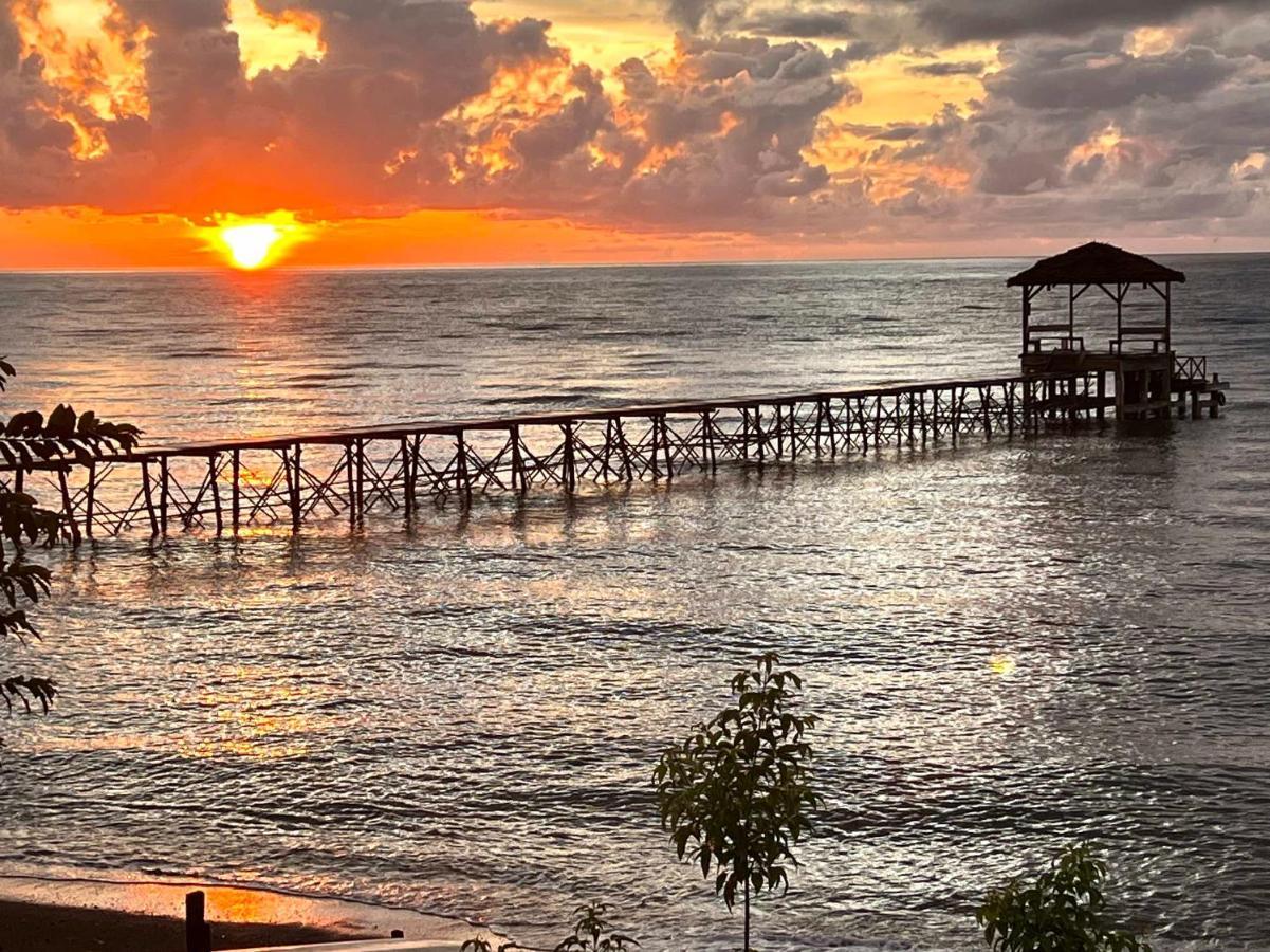 Sanctum Una Una Eco Dive Resort Pulau Unauna Eksteriør billede