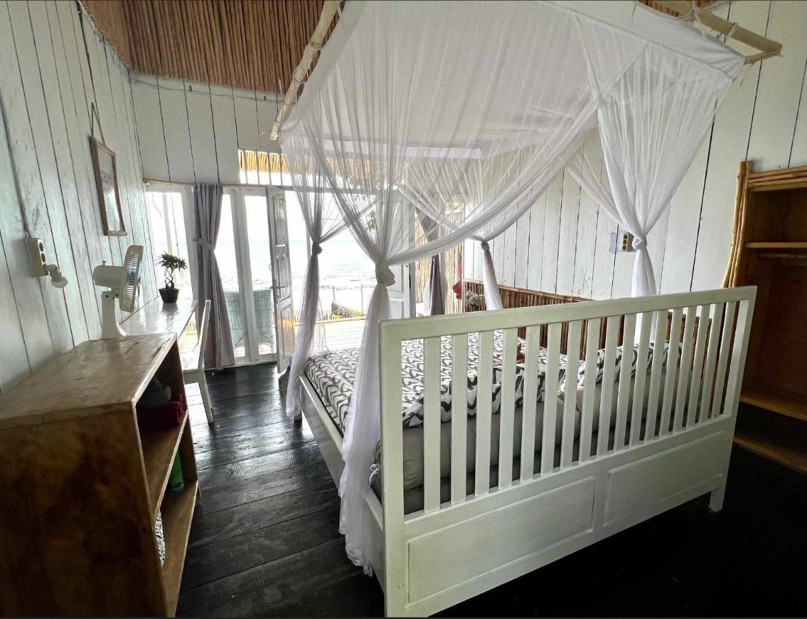 Sanctum Una Una Eco Dive Resort Pulau Unauna Eksteriør billede